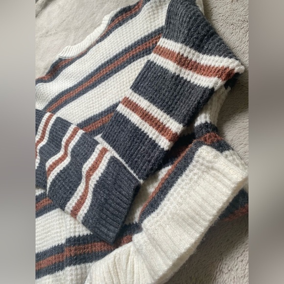 NWOT American Eagle Cozy Sweaters- Lot of 2 💕 - Picture 11 of 12